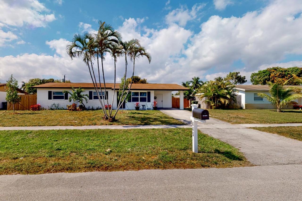 Palm Dreams Villa Greenacres City Екстериор снимка