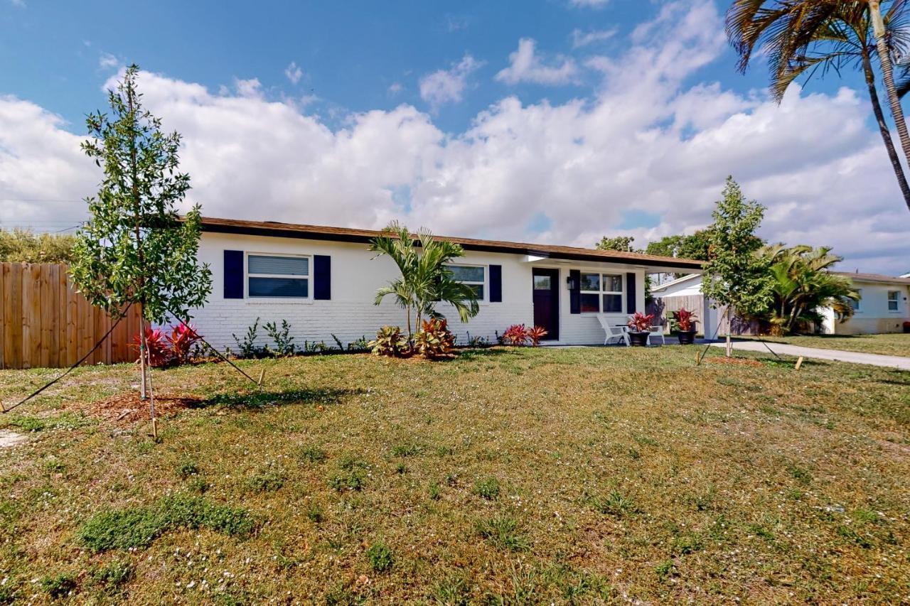 Palm Dreams Villa Greenacres City Екстериор снимка