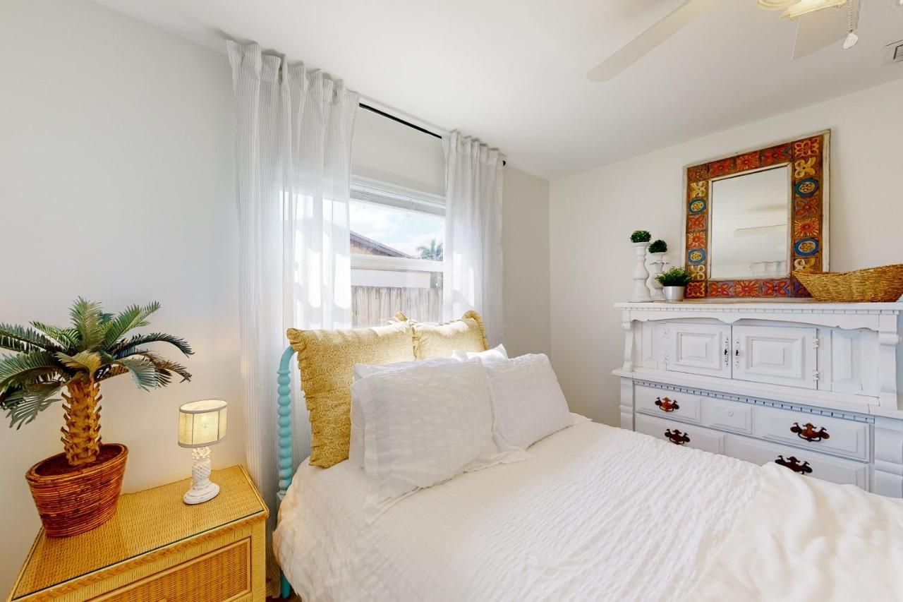 Palm Dreams Villa Greenacres City Екстериор снимка